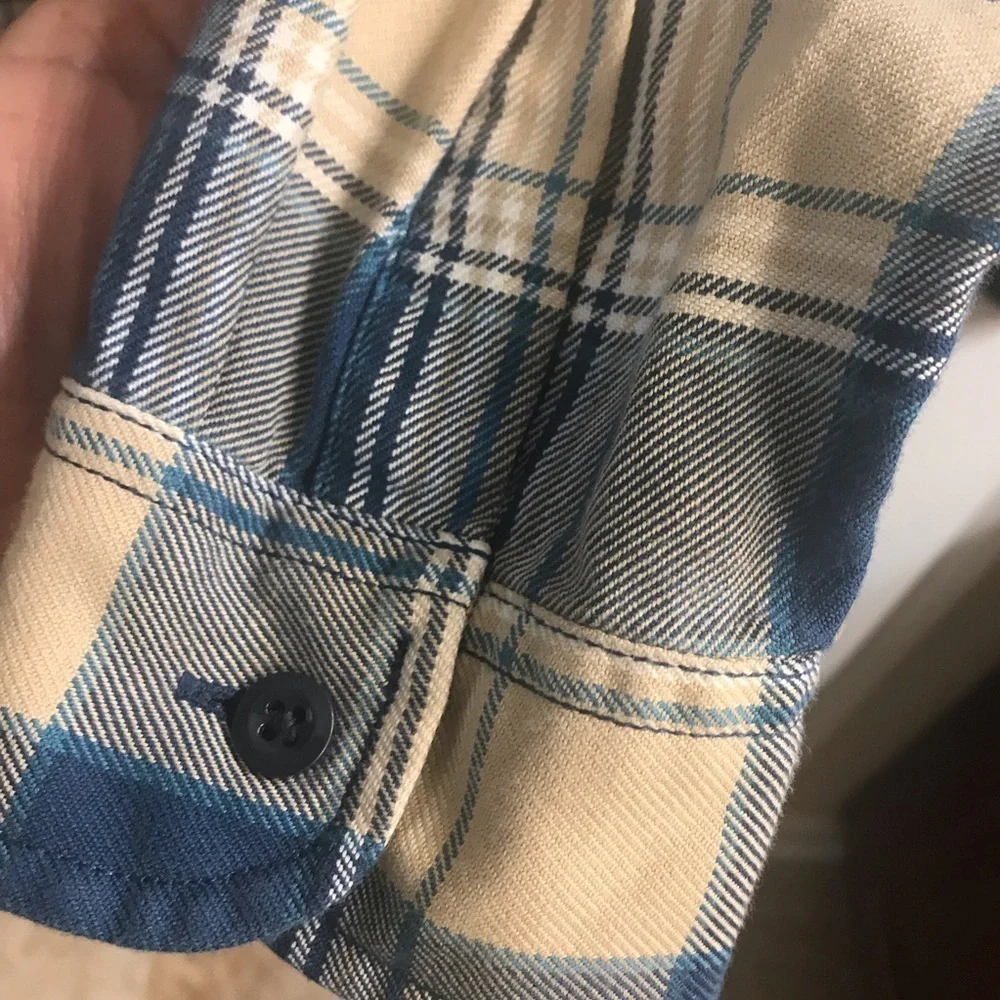 🚤J CREW Casual Button Down Shirt